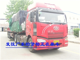 銀箭鋁銀漿運(yùn)輸車(chē)輛.jpg 銀箭鋁銀漿運(yùn)輸車(chē)輛.jpg