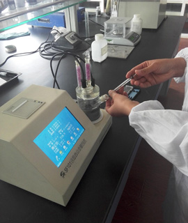 溶劑油水分檢測(cè).jpg 溶劑油水分檢測(cè).jpg