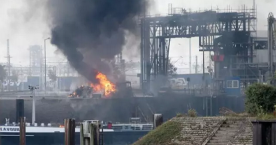 巴斯夫德國(guó)總廠爆炸現(xiàn)場(chǎng) 巴斯夫德國(guó)總廠爆炸現(xiàn)場(chǎng)